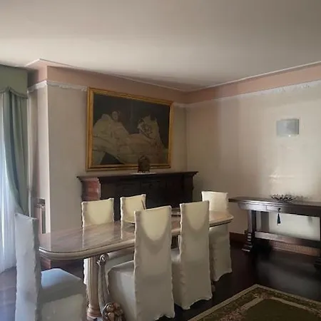 La Casa Di Stella Apartment *